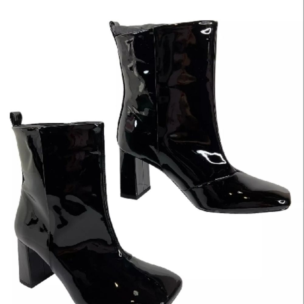 Black Glossy Heeled Boots